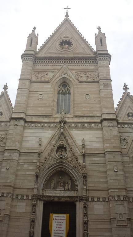 Duomo 89 Bed & Breakfast เนเปิลส์ ภายนอก รูปภาพ